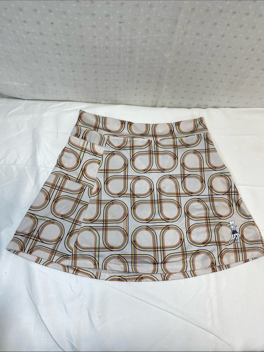 Running Skirts Geometric Print Skort Size 2 Super Duper Sweatwicking Blend